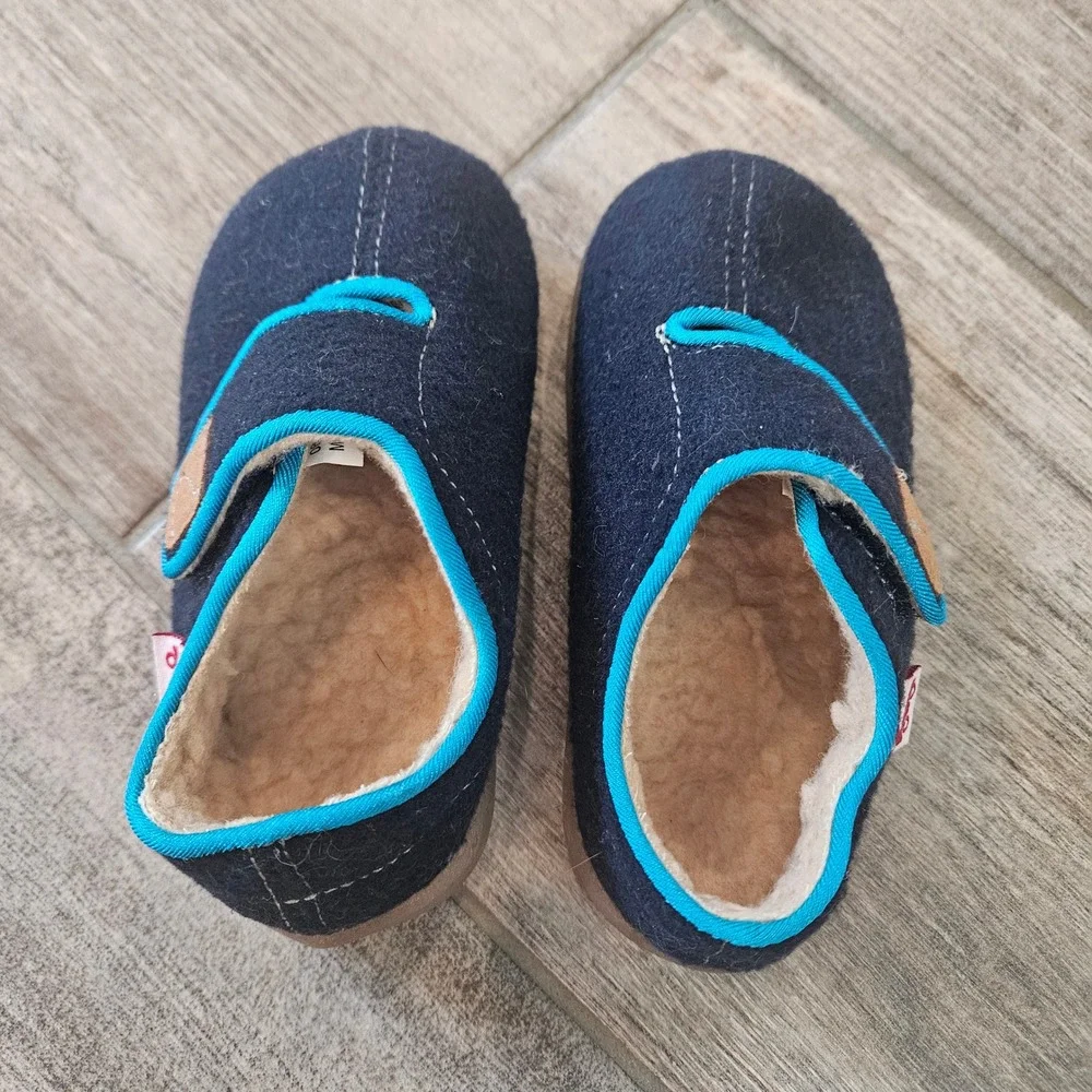 See Kai Run Cruz II Slipper Kid 7 Navy Blue Wool Felt Faux Fur Indoor House